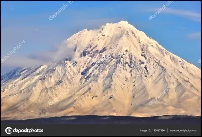 À quel endroit y a-t-il le plus de volcans ?