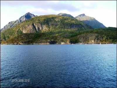 Comment traduit-on "une table" en espagnol ?