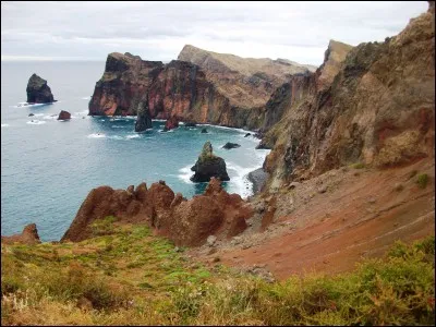 Passons aux tables de multiplication. Comment savoir facilement si un nombre est divisible par 9 ?