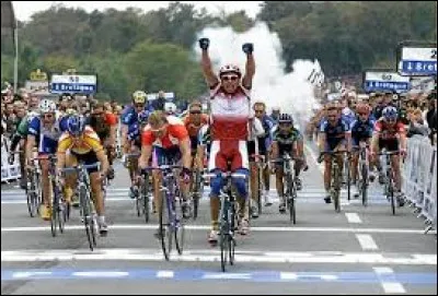 De quel pays était le vainqueur du Championnat du monde en 2000?