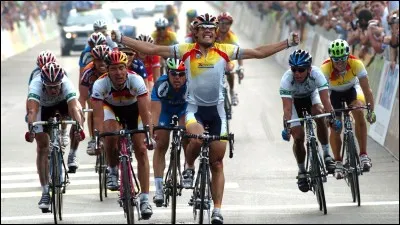 Combien de fois Oscar Freire a-t-il été champion du monde?