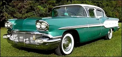 Je fus le produit de quel constructeur en P ?