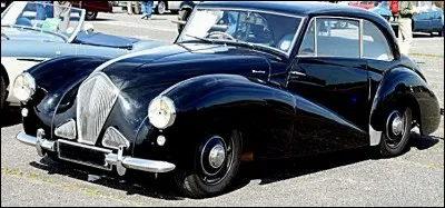 Je fus le produit de quel constructeur en H ?