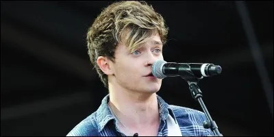 Est-il le premier ou le dernier à avoir intégré le groupe The Vamps ?