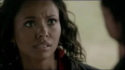 Que fait Bonnie après qu'Enzo soit mort ?