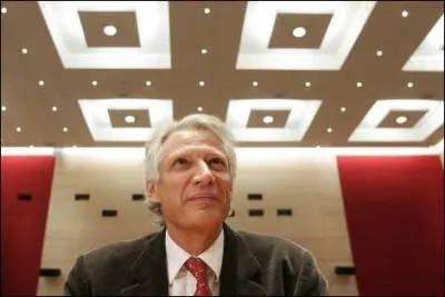 Qu'a dclar Dominique de Villepin  propos du voyage au Brsil de Nicolas Sarkozy?