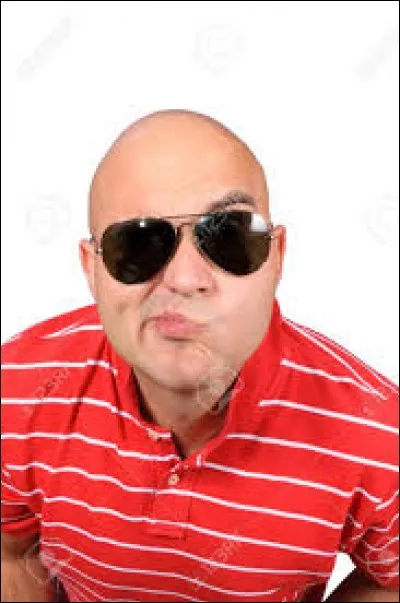 Un homme tombe du sommet de la tour Eiffel, quand il s'écrase sur le sol, il est complètement chauve ce n'est que plusieurs minutes plus tard que ses cheveux le rejoignent. Pourquoi ?