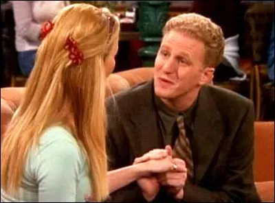 Pourquoi Phoebe a-t-elle quitté le policier avec qui elle venait d'emménager ?