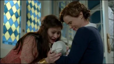 Je suis un membre de l'équipage avec mon frère Liam. Par la suite, je deviens le capitaine du Jolly Roger. Mon rôle est interpreté par Colin O'Donoghue. Qui suis-je ?