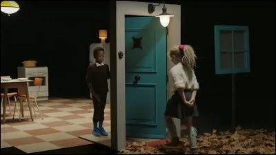 Complétez les paroles : 
"Oh, ma copine, ma copine
Raisonne-toi, arrête tes -----------''
T'es sous 'tise, t'es sous 'tise
Pour parler d'amour : pas besoin de sous-titres
J'te vois, tu soupires, tu soupires"