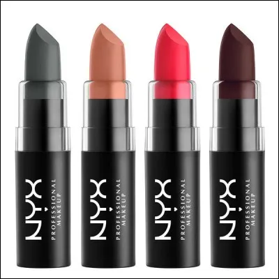 Ce matin, Tara a mis du rouge à lèvres.