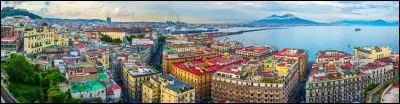 Naples a été fondée durant l'Antiquité.