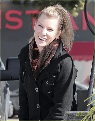 Que dit-elle à Santana pour qu'elle abandonne Broadway ?