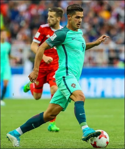 Trouvez le club d'André Silva !