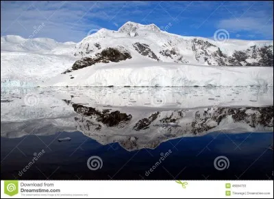 Pourquoi cette péninsule est-elle très montagneuse ?