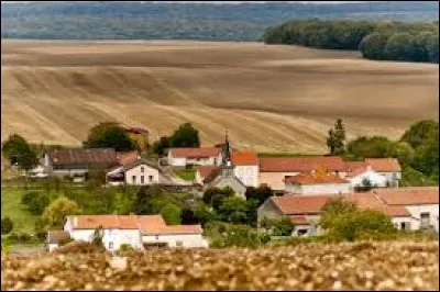 Notre balade prend fin à Septsarges. Petit village Meusien de 47 habitants, il se situe en région ...