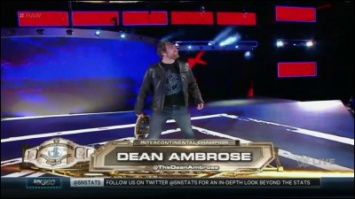 Lors du Raw d'après Payback, qui devient aspirant numéro #1 au titre Intercontinental de Dean Ambrose en gagnant un triple treath regroupant Seth Rollins et Finn Balor ?