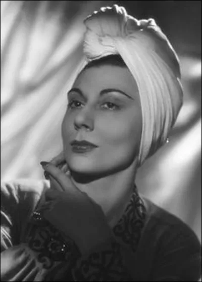 Folcoche ne la rendit pas sympathique mais Jexfour, si. Quel était Son nom ?