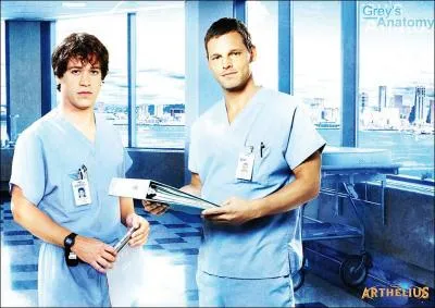 Et enfin question bonus qui aparait sur cette photo? perso+acteur