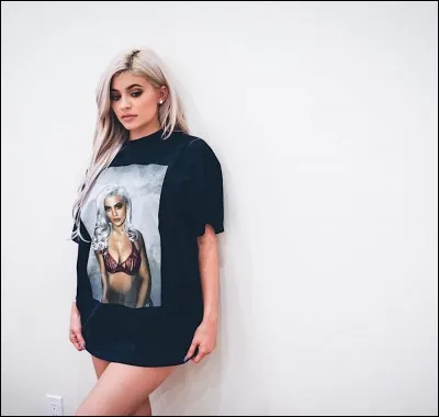 Quel est le pseudo du compte Snapchat officiel de Kylie Jenner ?