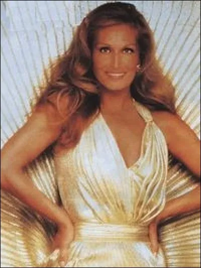 Quelle chanson, également interprétée par Françoise Hardy, est chantée par Dalida?