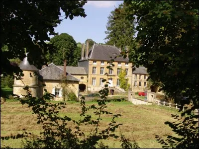 Quel est le nom de ce château des Ardennes qui rappelle celui d'un fromage ?