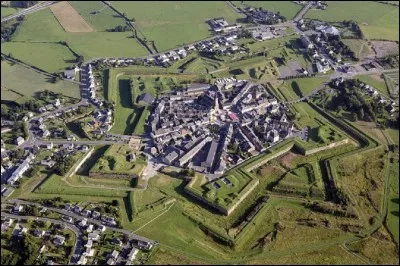 Quand eu lieu la bataille de Rocroi qui vit l'affrontement des troupes espagnoles commandées par Francise de Melo et des troupes française menées par Louis de Bourbon ?