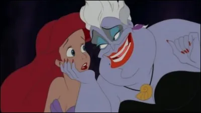Quelle horrible sorcière prépare une potion pour qu'Ariel ait des jambes et des pieds ?