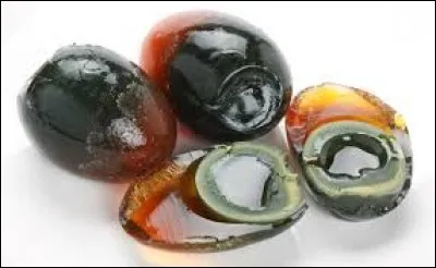 D'où nous vient l'uf de cent ans ?