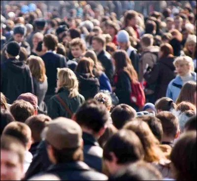 Quelle &eacute;tait la population mondiale en 400 ?