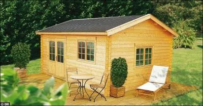 Quel chanteur est champion de Poker ?