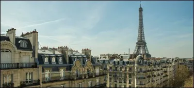 Dans quel(s) jeu(x) l'histoire se déroule-t-elle à Paris ?