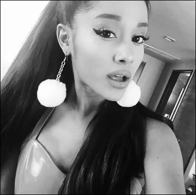 Comment s'appelle son petit ami (juillet 2017) ?