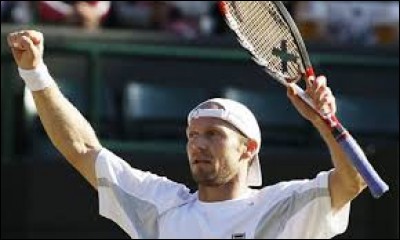 En 2003, dans quel tournoi Rainer Schuttler réalise-t-il sa meilleure performance en atteignant la finale ?