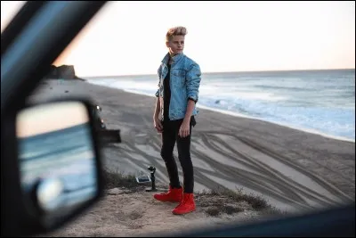 Quel est l'âge de Mark en juillet 2017 ?