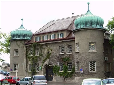 Dans quelle prison fut condamné Hitler ?