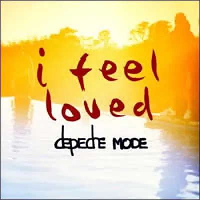 Le tube "I Feel Loved" se trouve dans l'album :
