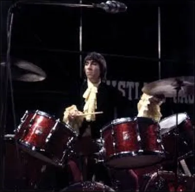 Keith Moon est le batteur des :