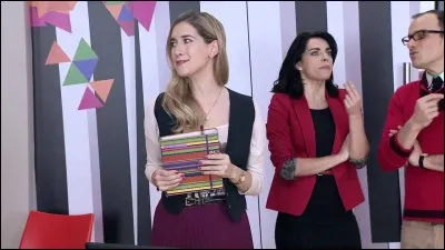 Qui est la tante de Violetta ?