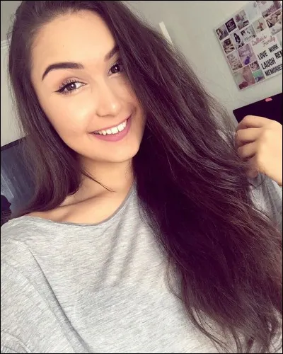 Comment se prénomme The Doll Beauty ?