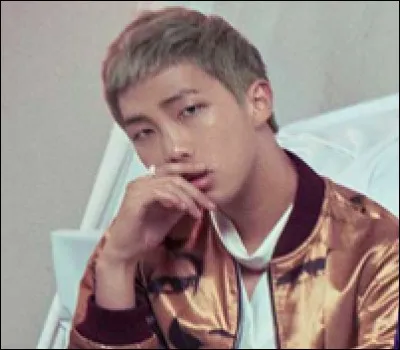 Quelle est la taille de Rap Monster ?