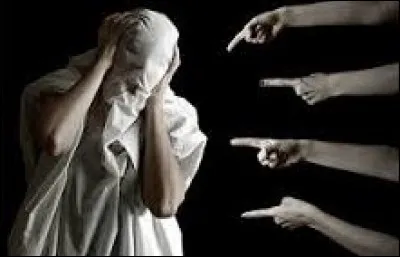 Quel est ce châtiment pour un citoyen romain lui interdisant l'accès au feu et à l'eau ?