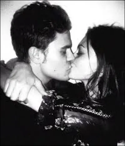 Qui est sa fianc&eacute;e (juillet 2017) ?