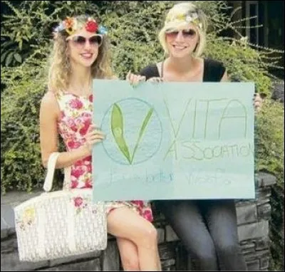 Dans quelle ville a-t-elle soutenu l'association ''Vita" ?