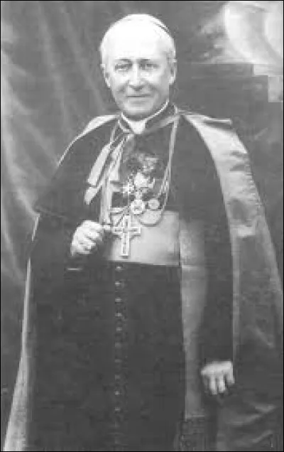 Comment s'appelait l'évêque de Nice pendant la guerre ?