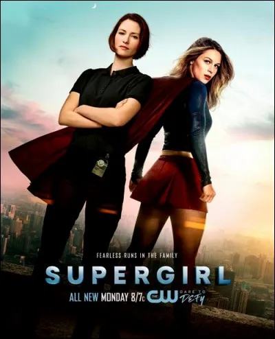 Grâce à qui le fils de Cat Grant refait-il surface dans la vie de sa mère ?