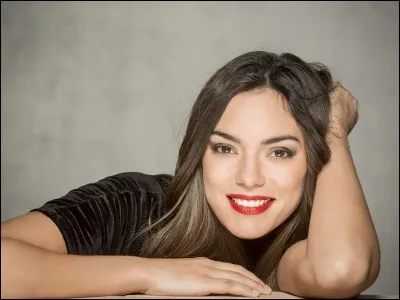 Quelle troupe Alma rejoint-elle en 2013 ?