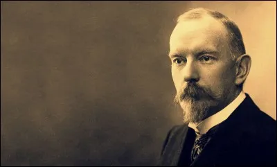 Écrivain et auteur dramatique français. Il se nomme Jules :