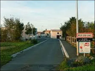 Commune de Nouvelle-Aquitaine, dans l'arrondissement de Saint-Jean-d'Angély, Puy-du-Lac se situe dans le département ...