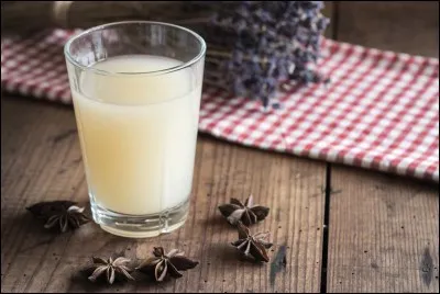 Si le pastis est tout petit, quel nom porte-t-il ?
